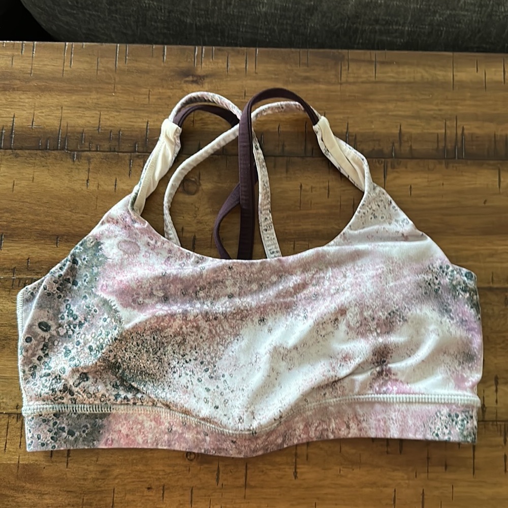 Lululemon size 8 energy bra